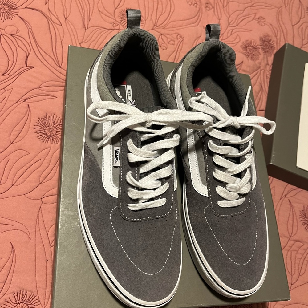 Men grey size 13 vans
